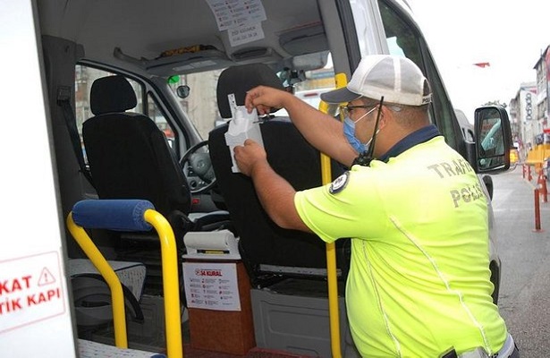 İstanbul’da okul servis araçları denetlendi