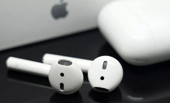 Apple, AirPods cihazları için yeni bir güncelleme yayınladı