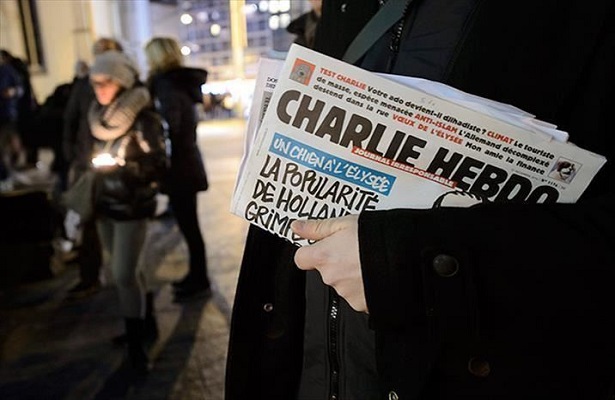 İslam’a karşı ayrımcılığa sessiz kalan Fransız medyasından ‘Charlie Hebdo’ya destek’ çağrısı