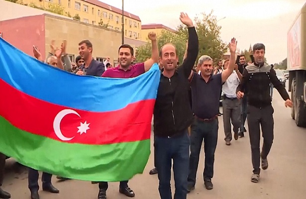 Azerbaycanlılar kurtarılan toprakların sevincini yaşıyor (Video)