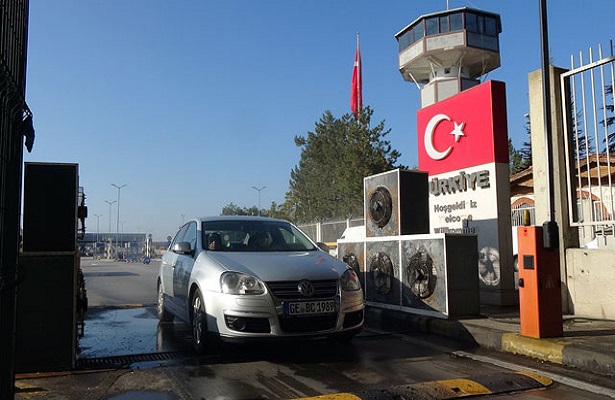 Edirne’ye gelen Bulgar turistlere özel koronavirüs tedbirleri