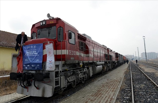 Türkiye’den Çin’e gidecek ilk blok ihracat treni Erzurum’a ulaştı