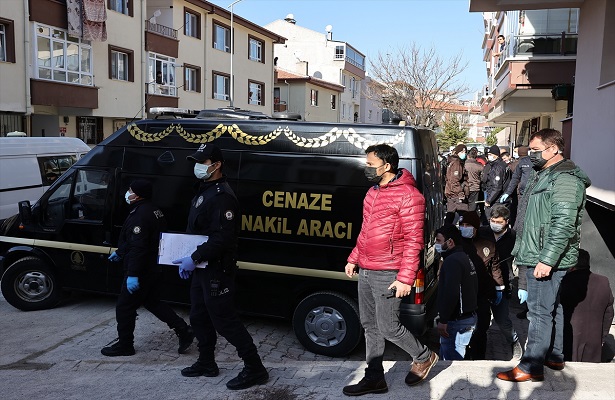 Başkentte bir binanın garajında 3 gencin cesedi bulundu