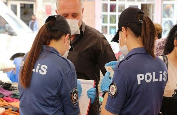 Kocaeli’de Kovid-19 tedbirlerine uymayan 537 kişiye para cezası verildi