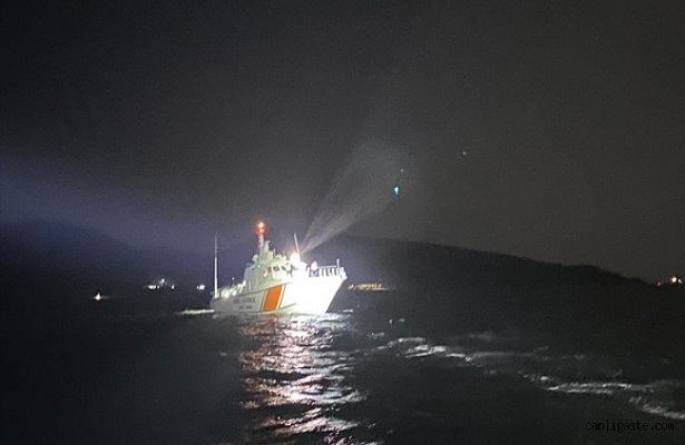 Gökçeada açıklarında teknenin batması sonucu kaybolan jandarma trafik tim komutanını arama çalışması sürüyor