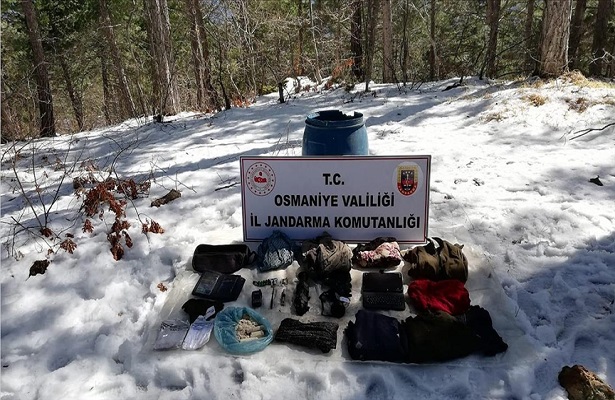 Osmaniye’de PKK’lı teröristlerce kullanılan sığınakta termal kamera ele geçirildi