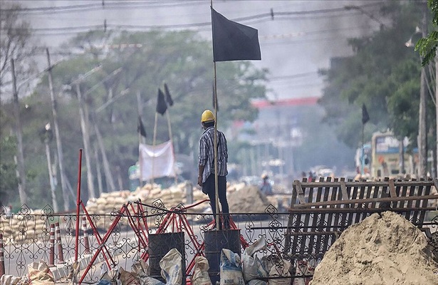 Myanmar ordusunun Karen eyaletindeki hava saldırılarında 12 bin kişi yerinden edildi