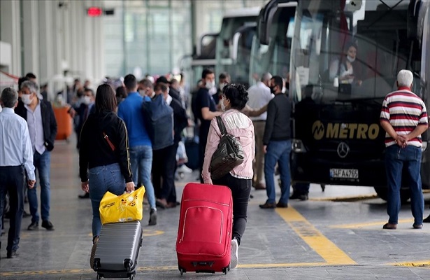 İstanbul’da şehirler arası günlük otobüs sefer sayısı yüzde 50 şartının kaldırılmasıyla 900’e çıktı