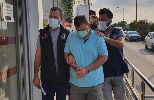 Adana ve Kahramanmaraş’ ta FETÖ operasyonu: 6 gözaltı