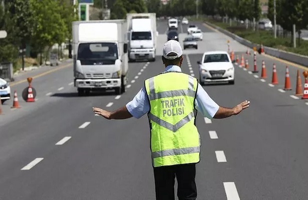 30 Ağustos Zafer Bayramı programları nedeniyle İstanbul’da bazı yollar trafiğe kapatılacak