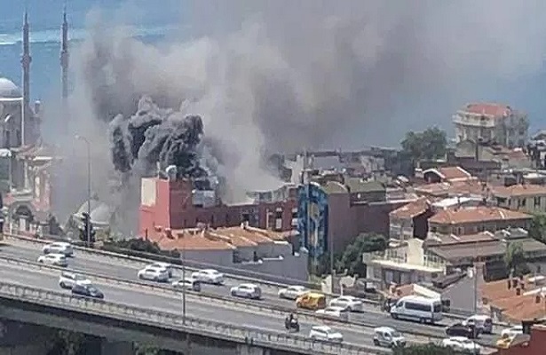 Ortaköy’de 8 katlı otel inşaatında yangın