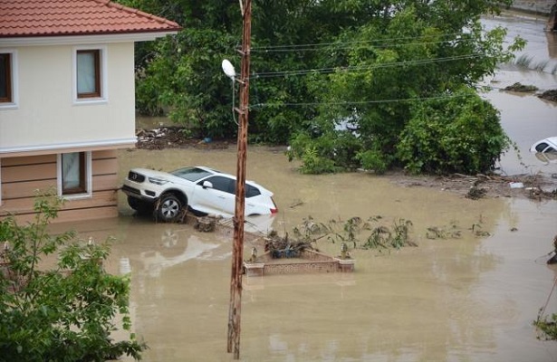 Kastamonu Bozkurt’u yıkan sel böyle geldi!