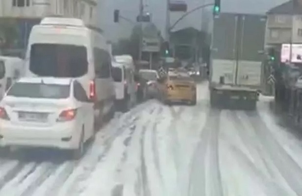 İstanbul Tuzla’da endişelendiren manzara