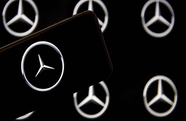 Mercedes-Benz’in araç teslimatları üçüncü çeyrekte çip kıtlığı nedeniyle yüzde 30,2 düştü