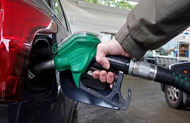 Benzine 28 kuruş zam bekleniyor