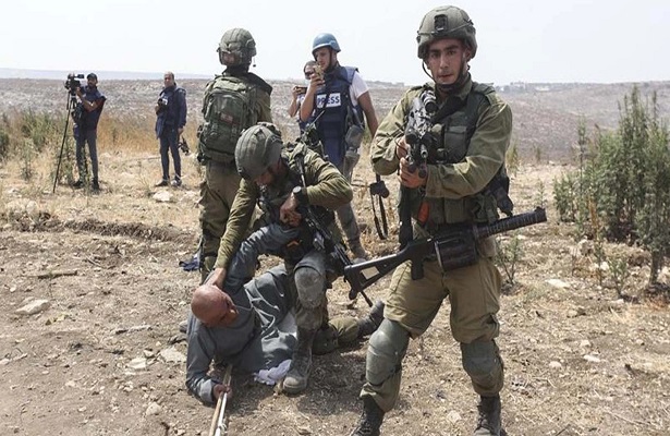 İsrail askerleri bıçaklı saldırı iddiasıyla bir Filistinliyi öldürdü