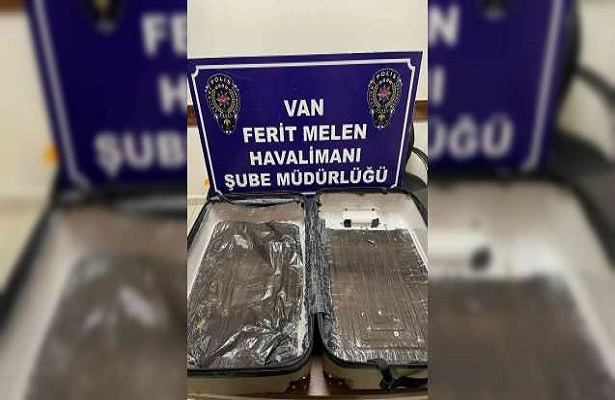 Van Ferit Melen Havaalanında uyuşturucu ele geçirildi