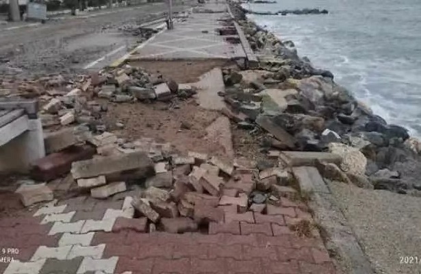 Yalova’da lodos yeniden etkili olmaya başladı