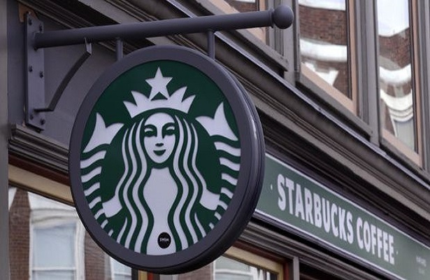 ABD’de Starbucks, çalışanlarına aşı ya da her hafta Kovid-19 testi zorunluğu getiriyor