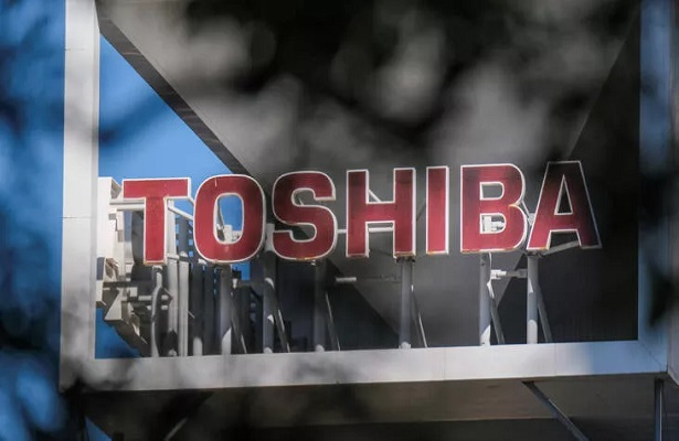 Toshiba üçe bölünme planından vazgeçti