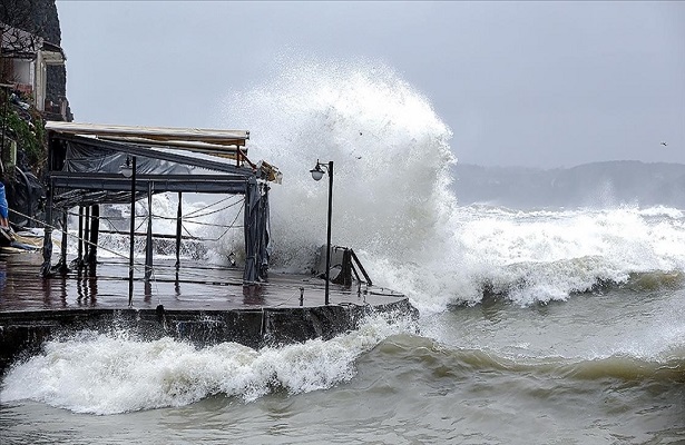 Marmara Bölgesi, İzmir ve Manisa için fırtına uyarısı