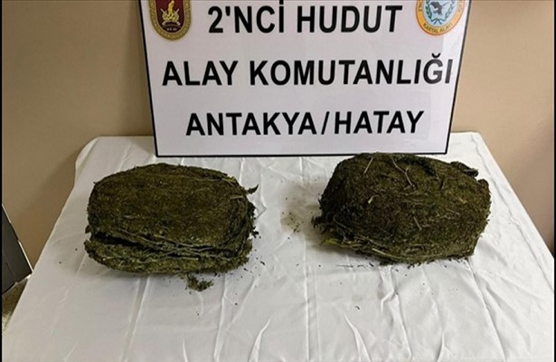 ‘Hudut kartalları’ Hatay ve Van sınırlarında uyuşturucu ele geçirdi