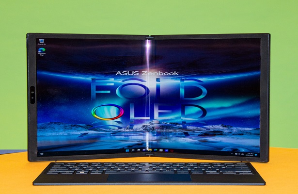 Katlanabilir ekranlı dizüstü bilgisayar Asus Zenbook 17 Fold OLED’in fiyatı açıklandı