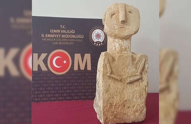 Mardin’den İzmir’e kaçırılan 11 bin 500 yıllık heykel ele geçirildi