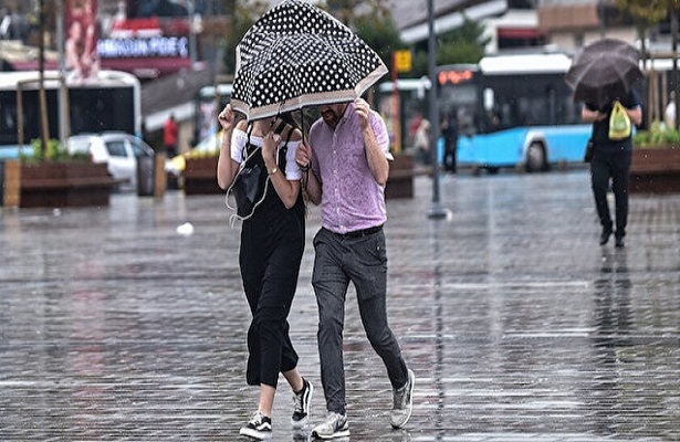 Meteoroloji’den 17 il için ‘sarı kodlu’ uyarı: Sağanak yağışa dikkat!