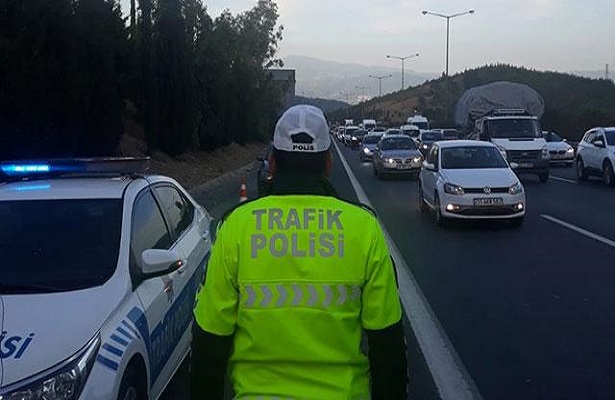 İstanbul’da trafik denetimi: Kurallara uymayanlara ceza yağdI