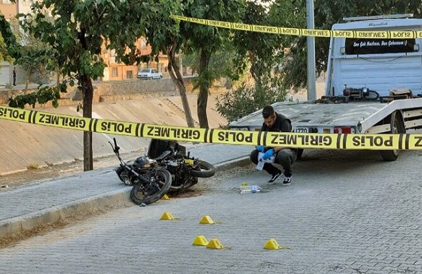 Adana’da silahlı saldırı: Motosiklet sürücüsü öldü!