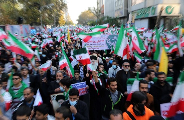 İran’da ABD Karşıtı Protesto Gösterisi Düzenlendi