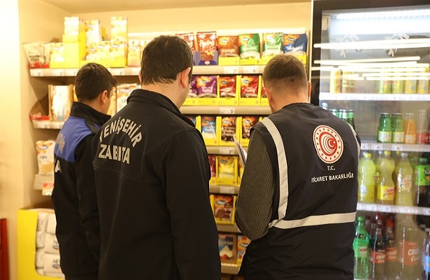 Marketlerde fahiş fiyat ve etiket denetimi