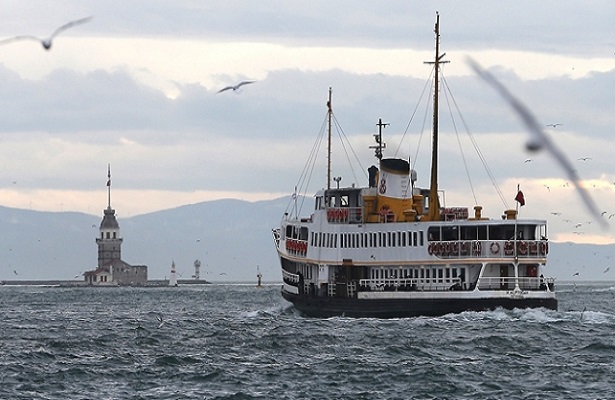 İstanbul’da bazı vapur seferleri iptal edildi