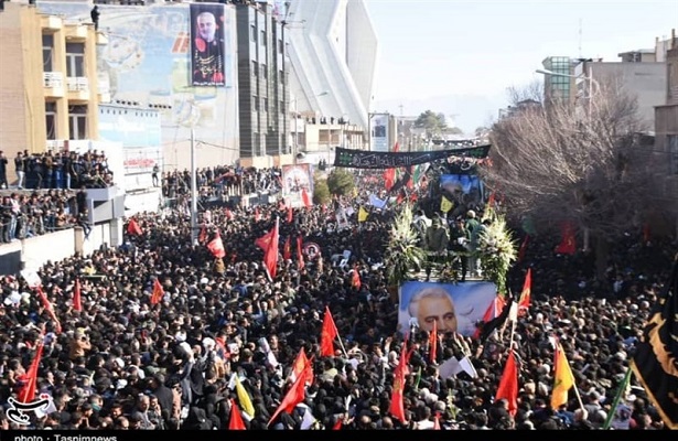 Şehit Süleymani’yi Anma Törenine Milyonlarca Kermanlı Katıldı/Video