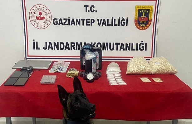 Gaziantep’te uyuşturucu operasyonu: 35 bin uyuşturucu hap ele geçirildi