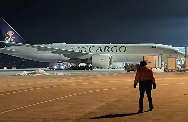 Suudi Arabistan’dan gönderilen yardımların tamamı Türkiye’ye ulaştı