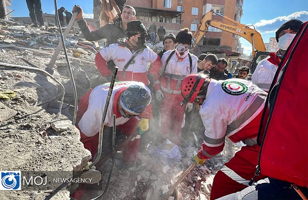 Komşu İran Deprem Bölgesinde Türkiye’nin Yanında