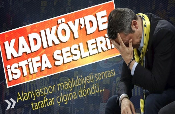 Fenerbahçeli taraftarlar, yönetimi istifaya davet etti