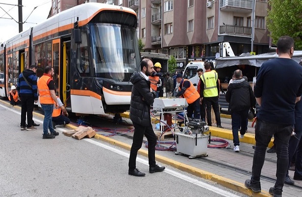 Tramvay kazası sonucu bir kadın hayatını kaybetti