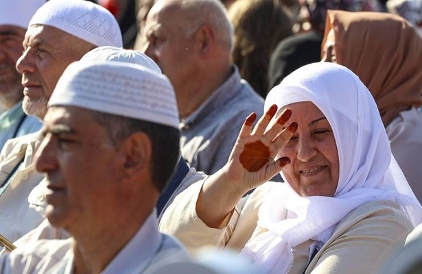 Hacı adaylarının yarısından fazlasını kadınlar oluşturuyor