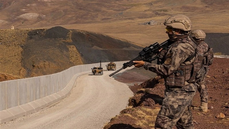 2 Afgan mültecinin Türk sınır muhafızları tarafından öldürüldü