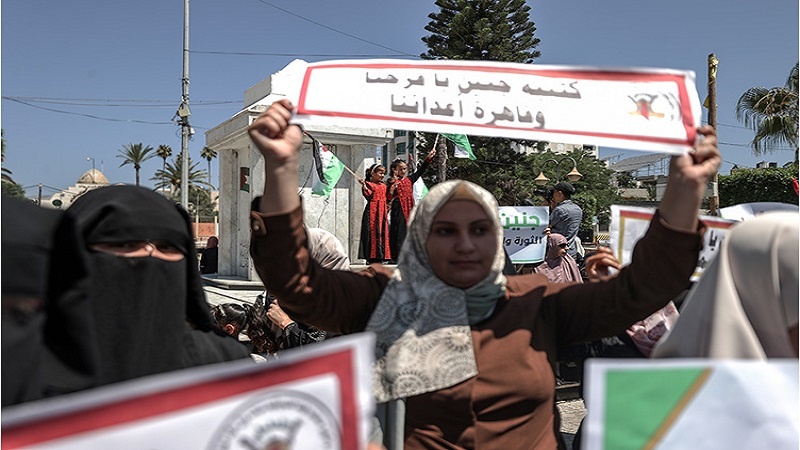 Gazzeli kadınlardan, İsrail’in saldırdığı Cenin’e destek gösterisi