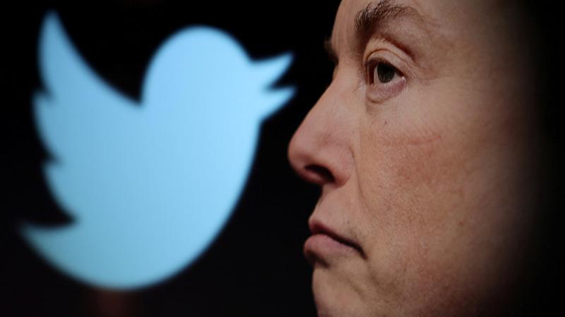 Elon Musk, Twitter’ın logosunu değiştiriyor