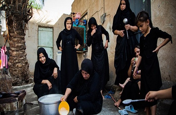 Kerbela Halkı Evlerini İmam Hüseyin’in (a.s) Ziyaretçileri İçin Açtı