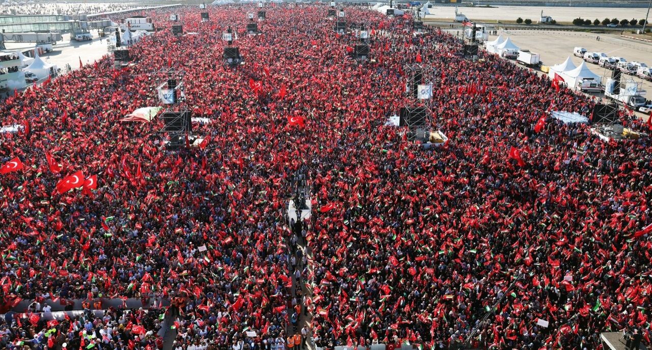 Dünya Genelinde Filistin’e Destek Yürüyüşleri Devam Ediyor