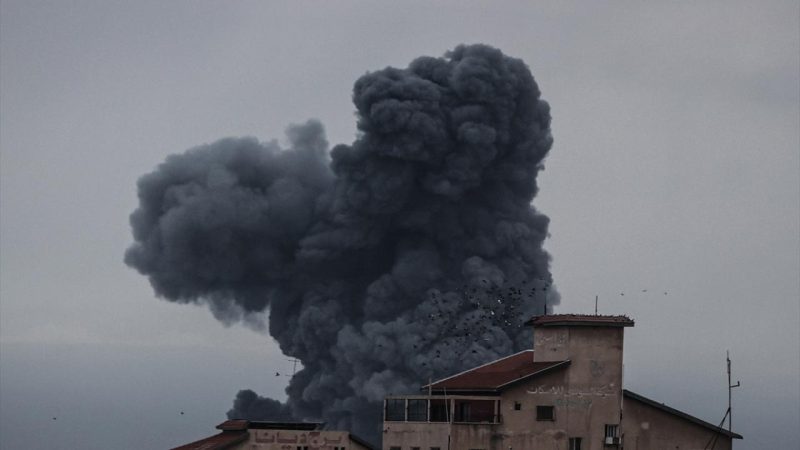 İsrail’in Gazze Şeridi’ne yönelik hava saldırıları sürüyor+Photo