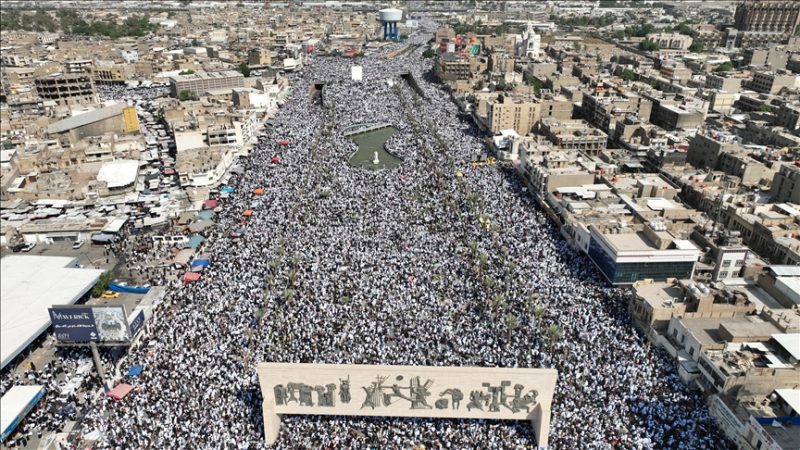 Binlerce Iraklı, Bağdat’taki Tahrir Meydanı’nda Filistin’e destek gösterisi düzenledi