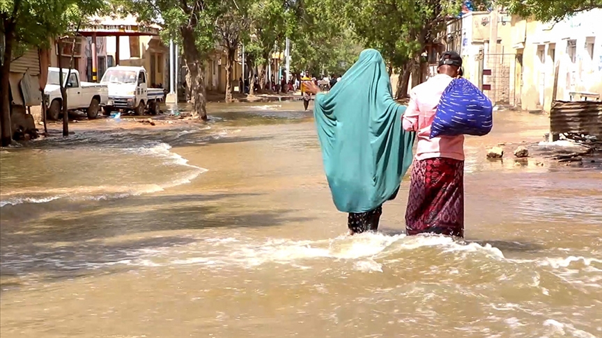 Somali’de şiddetli yağışlar ve seller sonucu 300 binden fazla kişi yerinden oldu