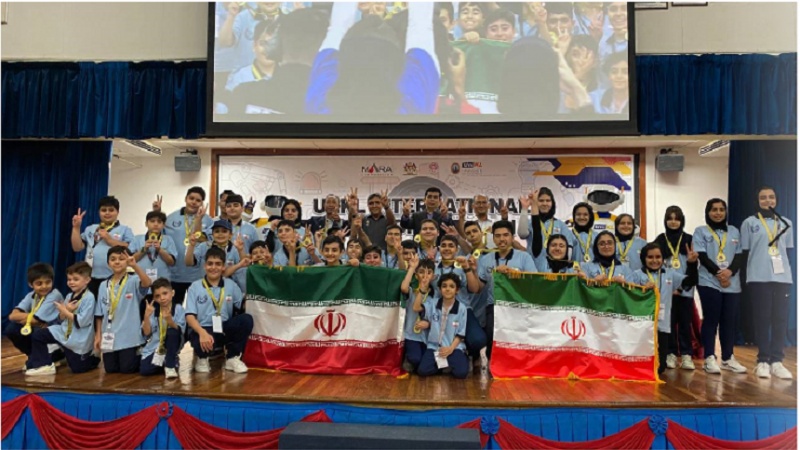 İranlı öğrenci robotik takımı, Asya Robotik Yarışmasında birinci oldu